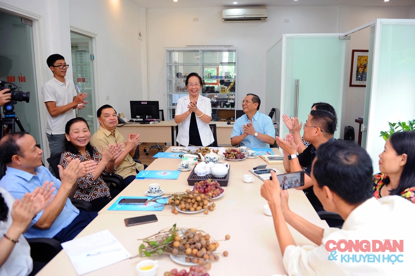 Chủ tịch Hội Khuyến học Nguyễn Thị Doan: Tạp chí Công dân và Khuyến học phải trở thành kênh truyền lửa khuyến học  - Ảnh 1.