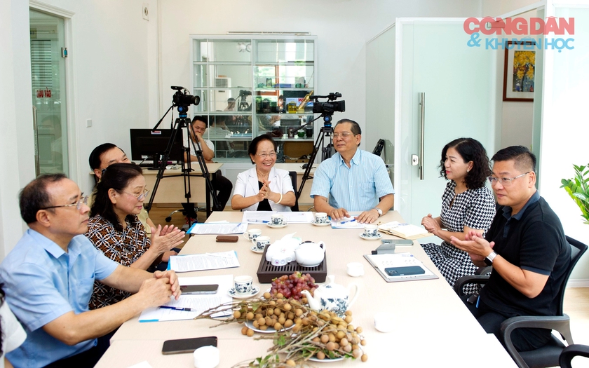 Chủ tịch Hội Khuyến học Nguyễn Thị Doan: Tạp chí Công dân và Khuyến học phải trở thành kênh truyền lửa khuyến học  - Ảnh 2.