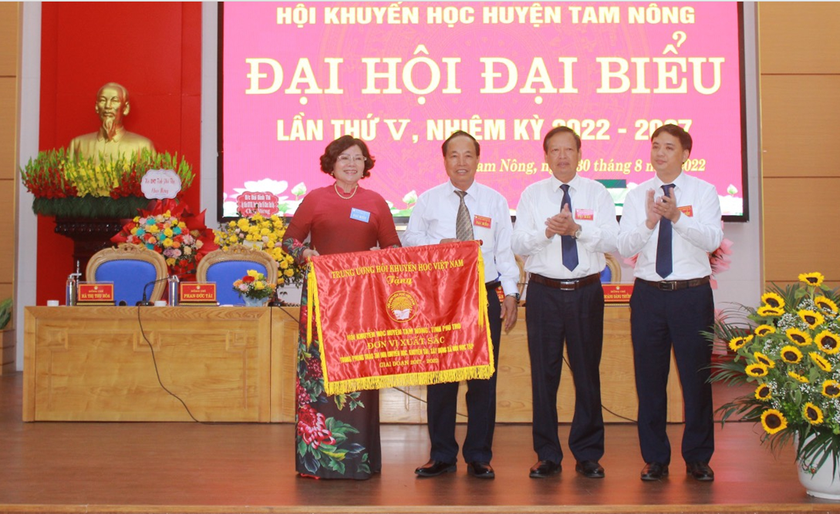 Hội Khuyến học huyện Tam Nông, tỉnh Phú Thọ tổ chức Đại hội nhiệm kỳ mới - Ảnh 1.