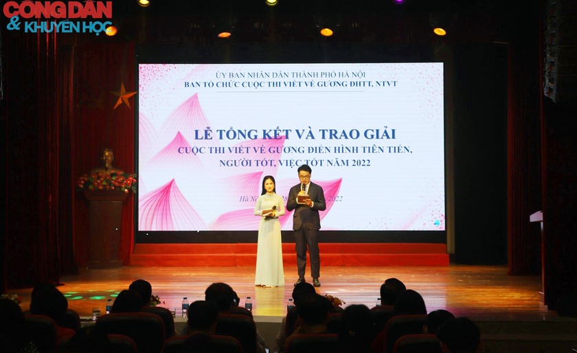 Hà Nội: Tổng kết, trao giải cuộc thi viết về gương điển hình tiên tiến, người tốt, việc tốt năm 2022 - Ảnh 1.