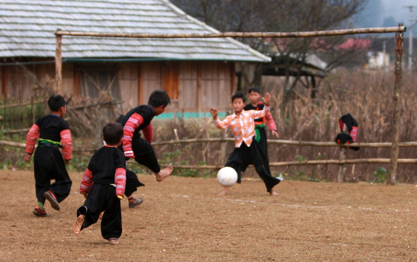 Đội bóng đá theo cái lý người H'Mông - Ảnh 11.