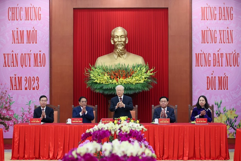 Tổng Bí thư Nguyễn Phú Trọng chúc Tết các đồng chí lãnh đạo, nguyên lãnh đạo Đảng, Nhà nước - Ảnh 2.