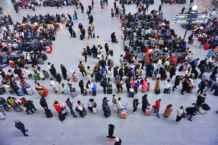 Nhiều du khách Trung Quốc chuyển hướng - đoàn tụ gia đình dịp Tết Nguyên đán 2023 - Ảnh 1.