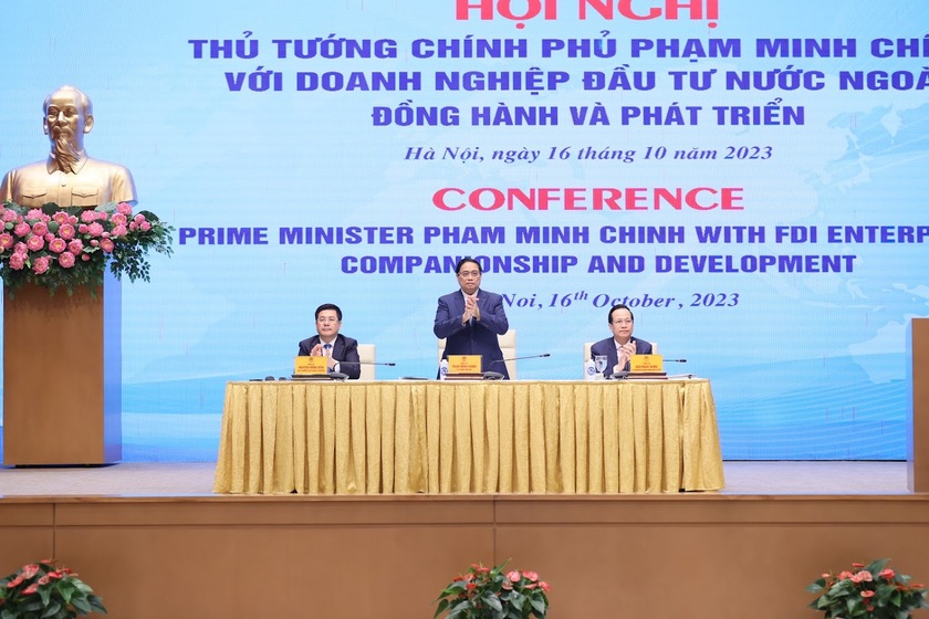Thủ tướng Chính phủ gặp mặt cộng đồng doanh nghiệp đầu tư nước ngoài - Ảnh 1.