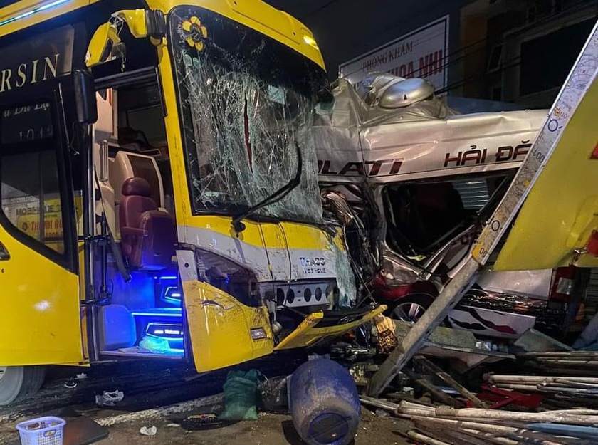Vụ tai nạn giao thông nghiêm trọng tại Đồng Nai: Khởi tố tài xế xe khách, làm rõ trách nhiệm chủ xe Thành Bưởi - Ảnh 1.