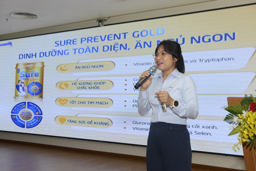 Vinamilk đồng hành cùng Câu lạc bộ điều dưỡng trưởng Việt Nam tập huấn chăm sóc dinh dưỡng bệnh lý cho người bệnh - Ảnh 3.