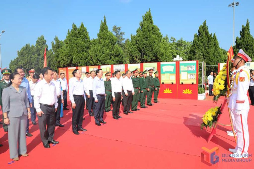 Quảng Ninh: Chủ tịch nước Võ Văn Thưởng thăm quân và dân huyện đảo Cô Tô - Ảnh 2.