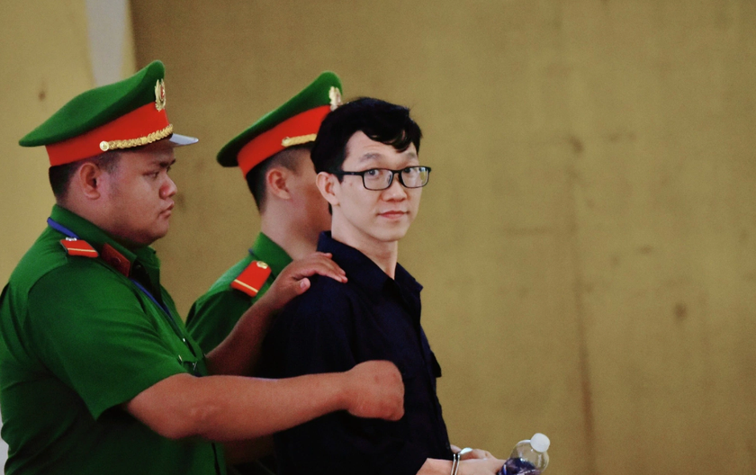 4 bị cáo trong vụ Nguyễn Phương Hằng kháng cáo xin giảm nhẹ hình phạt - Ảnh 1.