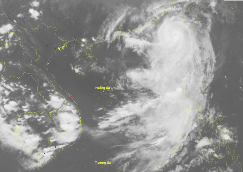 Tin mới nhất về bão số 4 Koinu mạnh cấp 12, giật cấp 15 trên Biển Đông - Ảnh 3.