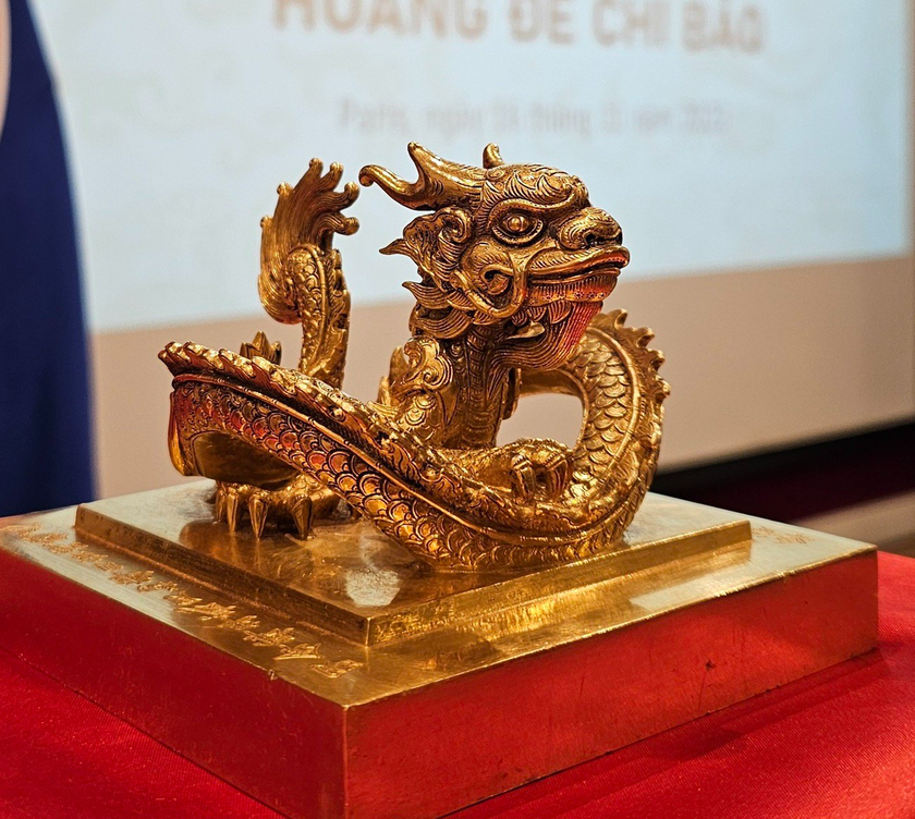 Ấn vàng "Hoàng đế chi bảo" đã được chuyển giao cho Việt Nam- Ảnh 2.