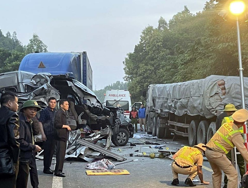 Vụ tai nạn giao thông đặc biệt nghiêm trọng tại Lạng Sơn: Tiếp tục khởi tố tài xế xe đầu kéo- Ảnh 1.