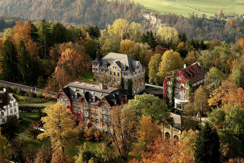 Khám phá Viện Auf Dem Rosenberg - ngôi trường nội trú đắt nhất thế giới- Ảnh 2.
