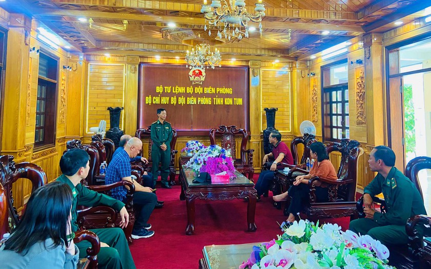 Hội Nhà báo Hà Nội tổ chức tác nghiệp tại Kon Tum, Quảng Ngãi - Ảnh 1.