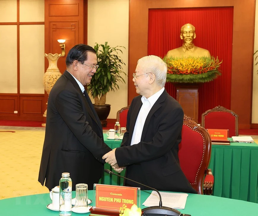 Thủ tướng Campuchia thăm chính thức Việt Nam: Tăng cường hơn nữa mối quan hệ hữu nghị truyền thống- Ảnh 3.