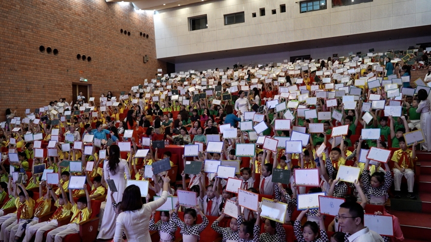Quảng Ninh: Gần 1.000 học sinh tiểu học tham gia Ngày hội tiếng Anh- Ảnh 1.