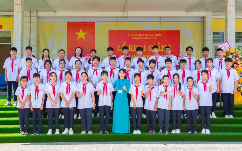 Cô giáo "nhà thơ" Nguyễn Thị Nguyệt và ước muốn sống đẹp trong trường học- Ảnh 1.