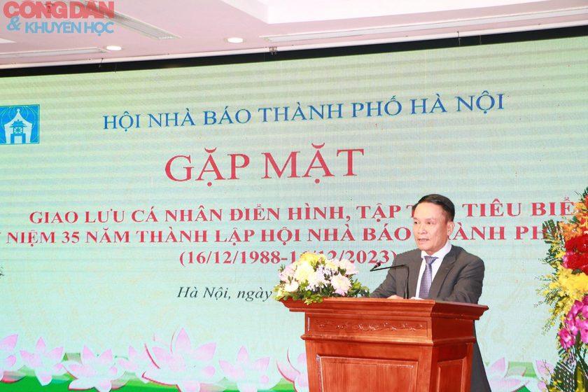 Hội Nhà báo thành phố Hà Nội gặp mặt các cá nhân điển hình, tập thể tiêu biểu nhân kỷ niệm 35 năm thành lập- Ảnh 3.