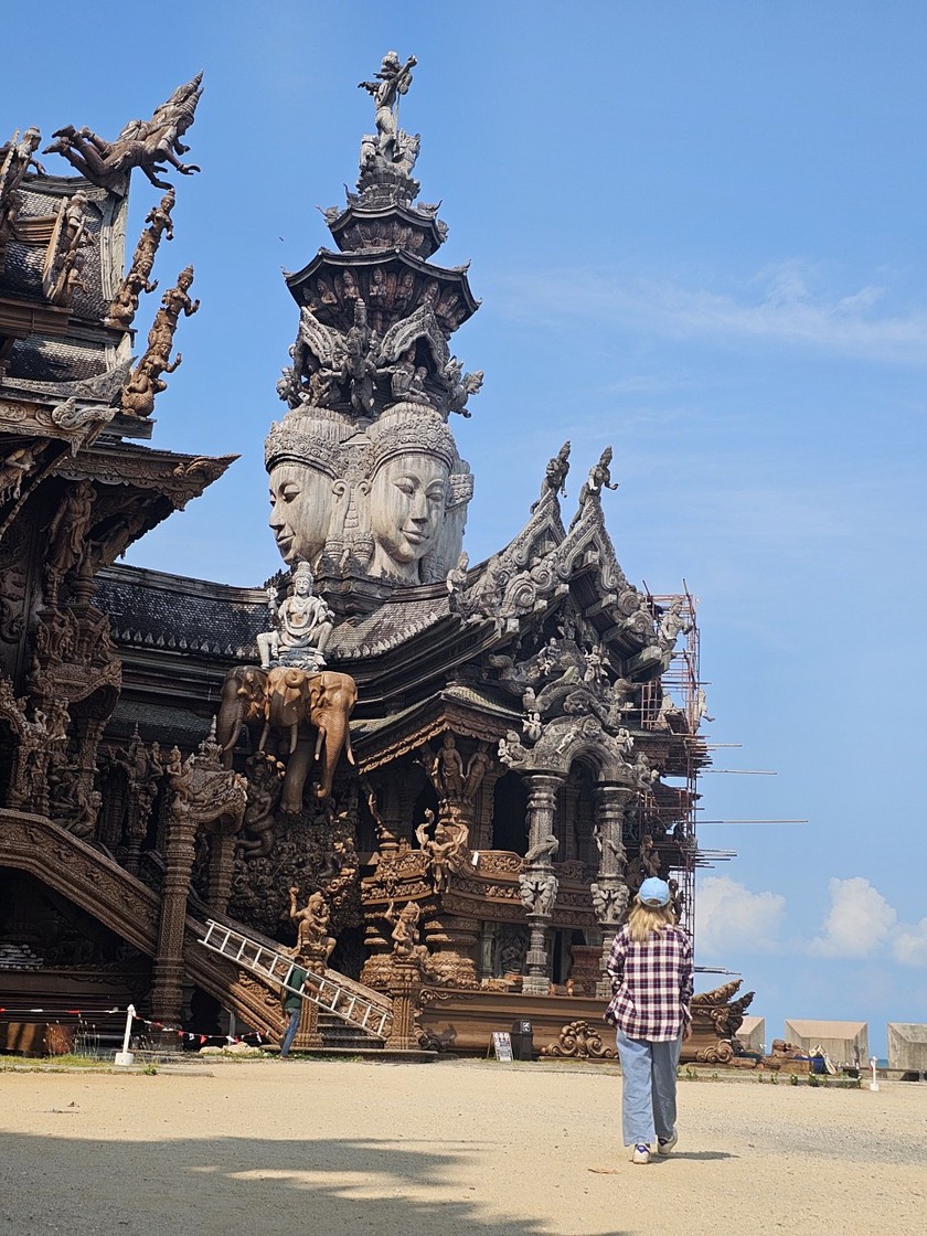 Chiêm ngưỡng đền Chân Lý, ngôi đền bằng gỗ nổi tiếng ở Pattaya - Thái Lan- Ảnh 7.