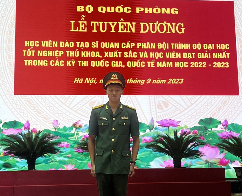 Thủ khoa Trường Sĩ quan Pháo binh Phạm Văn Tài với mơ ước trở thành thầy giáo- Ảnh 3.