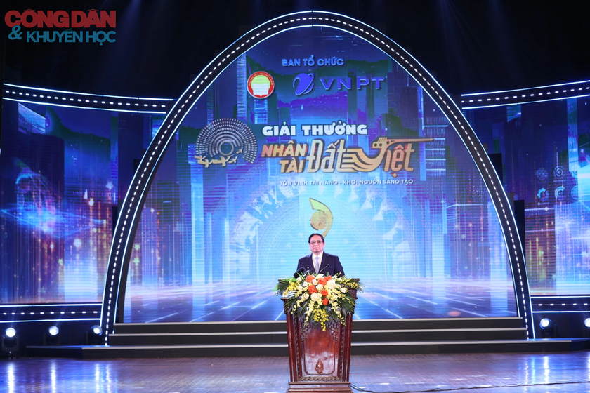 Lễ trao Giải Nhân Tài Đất Việt 2023: Tôn vinh tài năng, khơi nguồn sáng tạo- Ảnh 11.