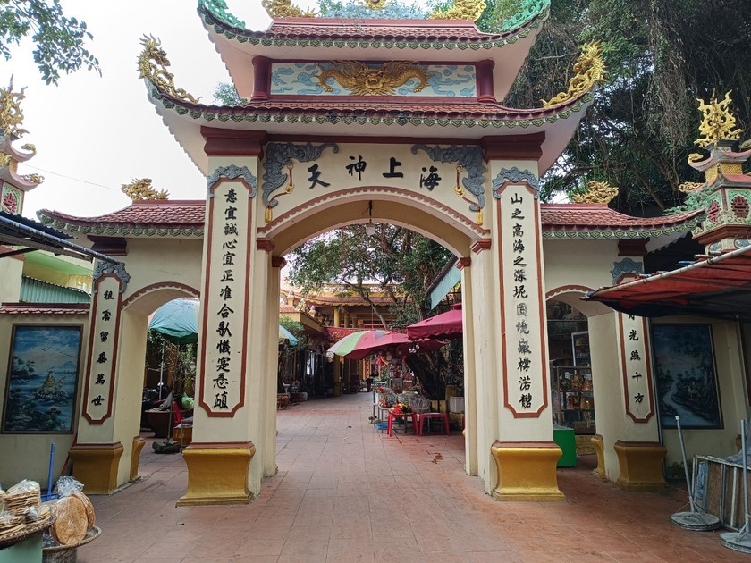Chiêm bái các điểm du lịch tâm linh nổi tiếng ở Đồ Sơn, Hải Phòng- Ảnh 2.