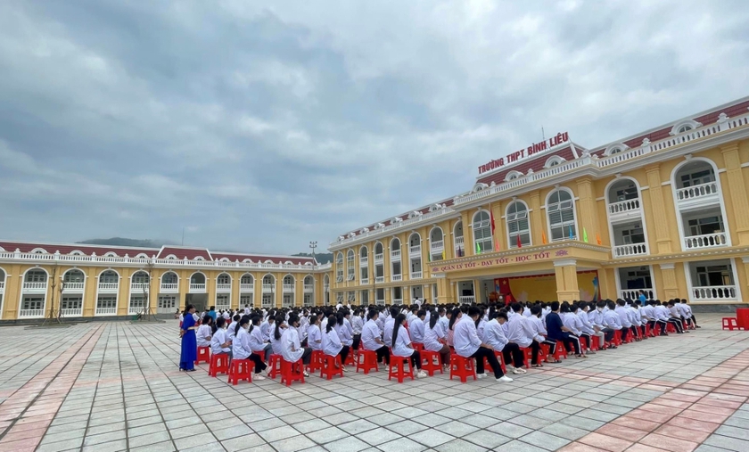 Ngắm những ngôi trường khoác áo mới đẹp như mơ ở Quảng Ninh- Ảnh 6.