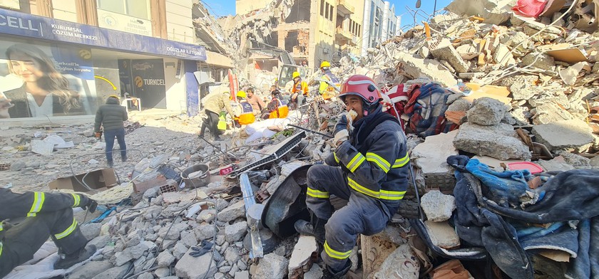 Động đất ở Thổ Nhĩ Kỳ: Lực lượng cứu hộ Việt Nam đã tiếp cận gần vị trí người bị nạn - Ảnh 3.