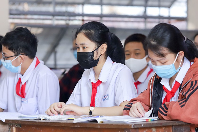 Thành phố Hồ Chí Minh yêu cầu các trường ngoài công lập công khai mức thu học phí - Ảnh 1.