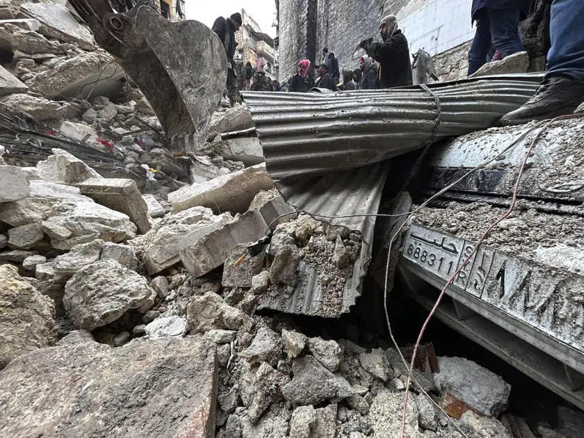 Động đất ở Thổ Nhĩ Kỳ: Hơn 4.300 người thiệt mạng, hàng chục nghìn người bị thương - Ảnh 9.