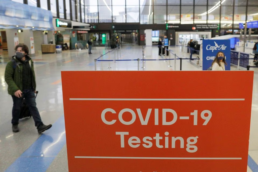 Mỹ bỏ yêu cầu xét nghiệm COVID-19 đối với hành khách đến từ Trung Quốc - Ảnh 3.