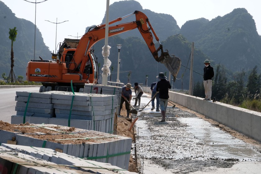 Quảng Ninh: Tăng tốc hoàn thành tuyến đường bao biển giai đoạn 2  - Ảnh 7.