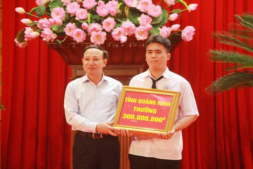 Quảng Ninh: Mạnh tay đầu tư, khẳng định vị thế, chất lượng giáo dục - Ảnh 2.