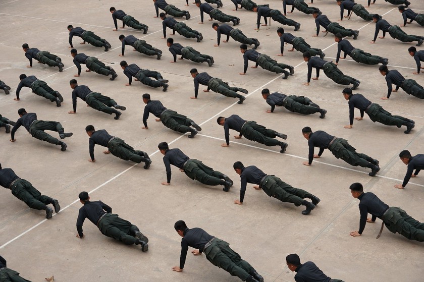 Quảng Ninh: 150 chiến sĩ cảnh sát cơ động chống khủng bố đầu tiên của Việt Nam - Ảnh 6.