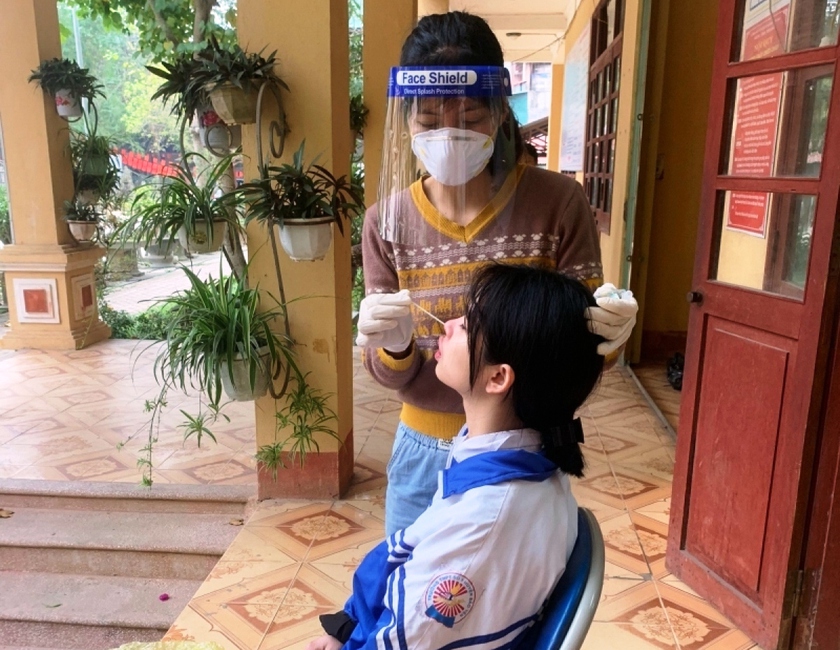 Lào Cai: Hàng trăm học sinh mắc cúm A phải nghỉ học - Ảnh 1.