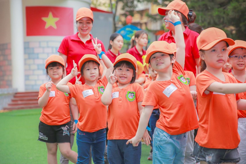Thành phố Hồ Chí Minh yêu cầu không tổ chức học sinh tiểu học đi trải nghiệm ngoài thành phố - Ảnh 1.