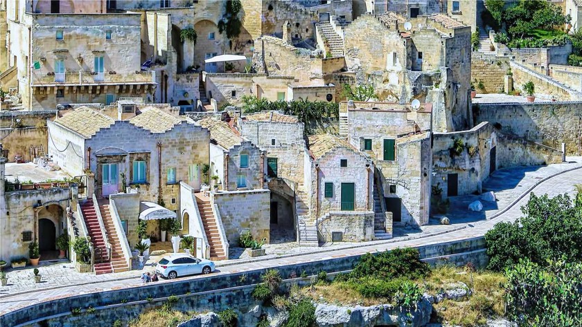 Matera: Thành phố đá cổ xưa nhất thế giới trong lòng nước Ý - Ảnh 2.