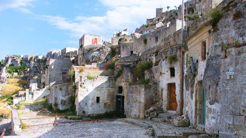 Matera: Thành phố đá cổ xưa nhất thế giới trong lòng nước Ý - Ảnh 12.