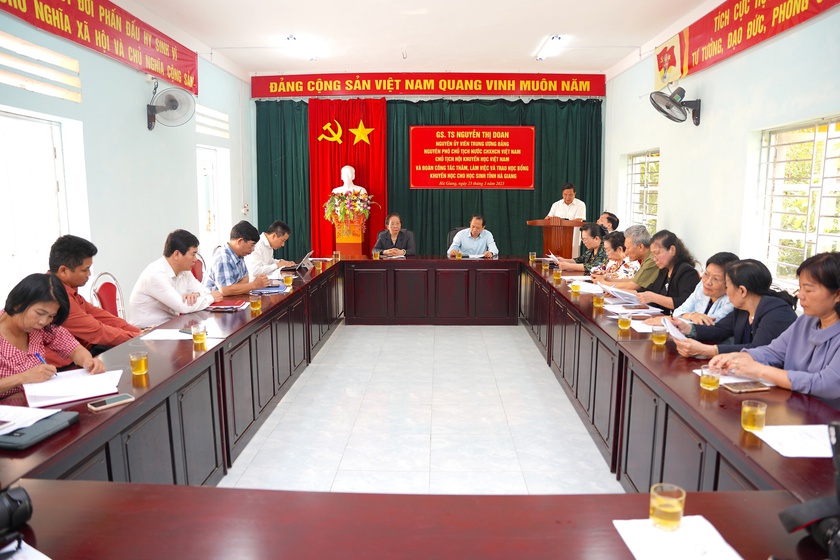 Đoàn công tác Trung ương Hội Khuyến học Việt Nam làm việc với Hội Khuyến học tỉnh Hà Giang - Ảnh 1.