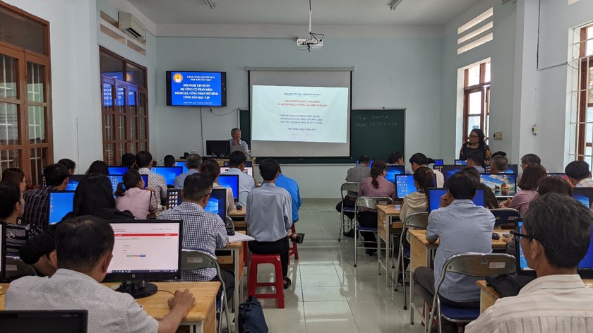 Hội Khuyến học tỉnh Khánh Hoà tập huấn phần mềm đánh giá, công nhận danh hiệu Công dân học tập - Ảnh 2.