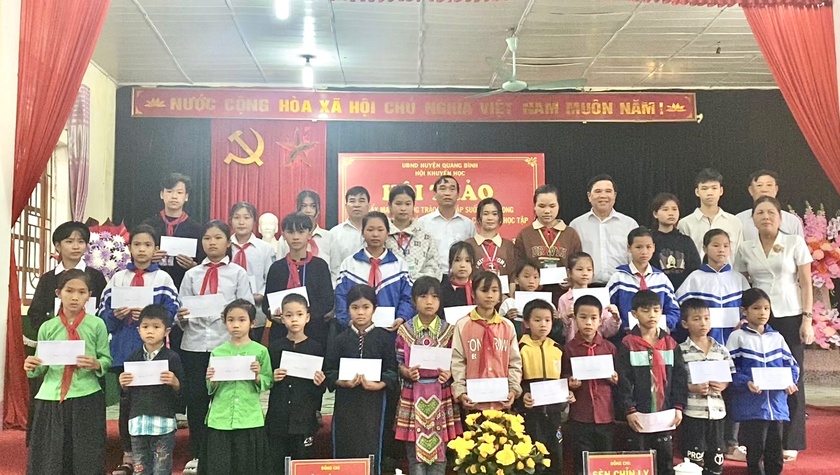 Huyện Quang Bình, tỉnh Hà Giang tìm giải pháp đẩy mạnh phong trào khuyến học khuyến tài - Ảnh 4.