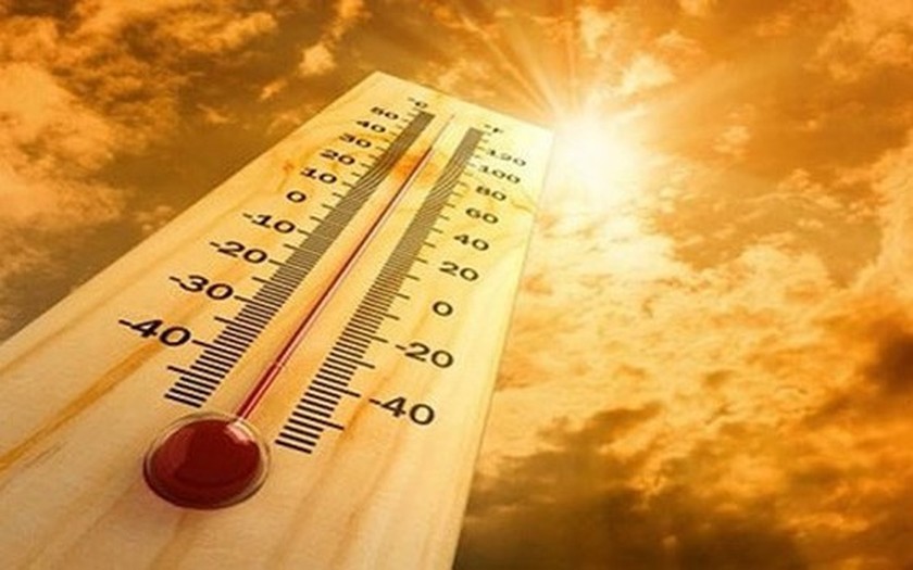 Nắng nóng còn có thể gây tình trạng mất nước, kiệt sức, đột qụy. Ảnh minh họa: KTTV.