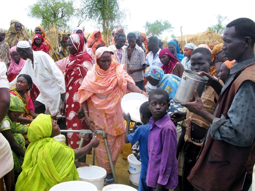 WHO: Xung đột ở Sudan làm trầm trọng thêm sự thiếu thốn của trẻ em suy dinh dưỡng - Ảnh 1.