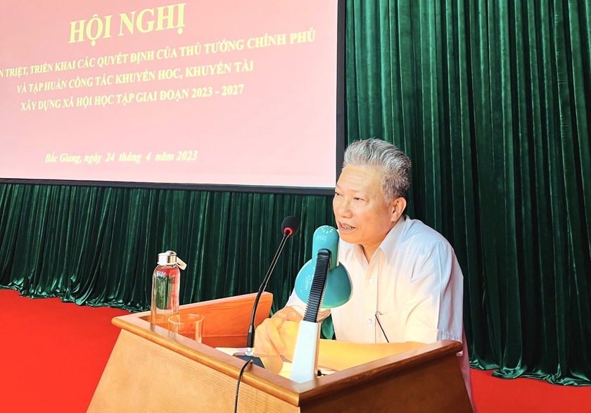 Bắc Giang: Tập huấn công tác khuyến học, khuyến tài giai đoạn 2023-2027 - Ảnh 1.