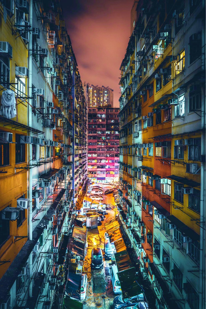 Lạc lối trước ma trận chung cư cũ ở Hong Kong - Ảnh 1.