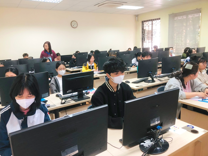 10 thí sinh bị đình chỉ trong kỳ thi đánh giá năng lực đợt 3 của Đại học Quốc gia Hà Nội - Ảnh 1.