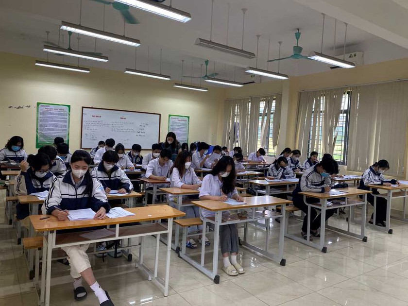 Quảng Ninh:Thi tốt nghiệp Trung học phổ thông 2023, không gây áp lực cho học sinh - Ảnh 1.