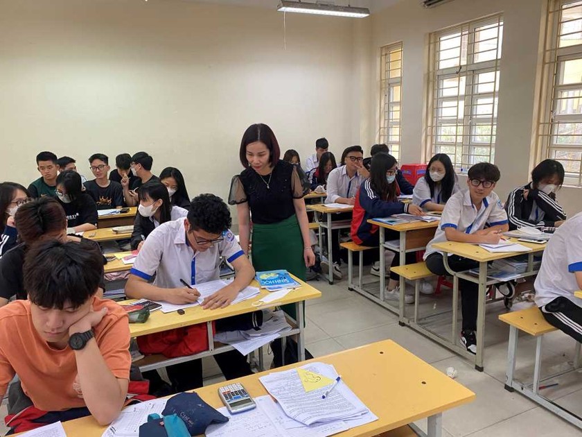 Quảng Ninh:Thi tốt nghiệp Trung học phổ thông 2023, không gây áp lực cho học sinh - Ảnh 2.
