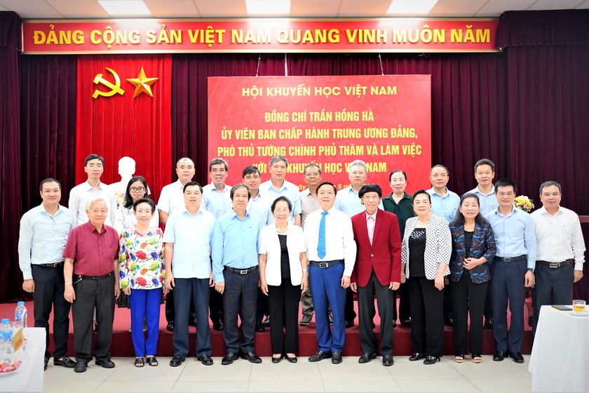 Phó Thủ tướng Chính phủ Trần Hồng Hà thăm và làm việc với Hội Khuyến học Việt Nam - Ảnh 7.