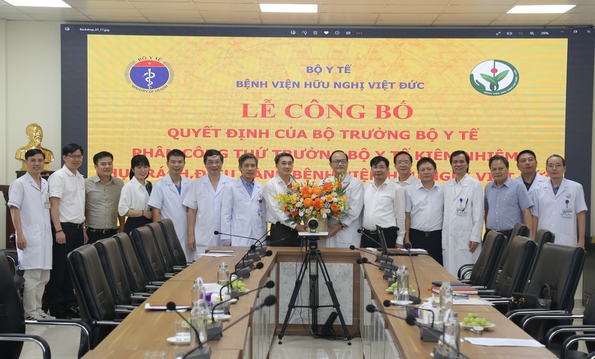 Thứ trưởng Bộ Y tế Trần Văn Thuấn kiêm nhiệm phụ trách, điều hành Bệnh viện Hữu nghị Việt Đức - Ảnh 1.