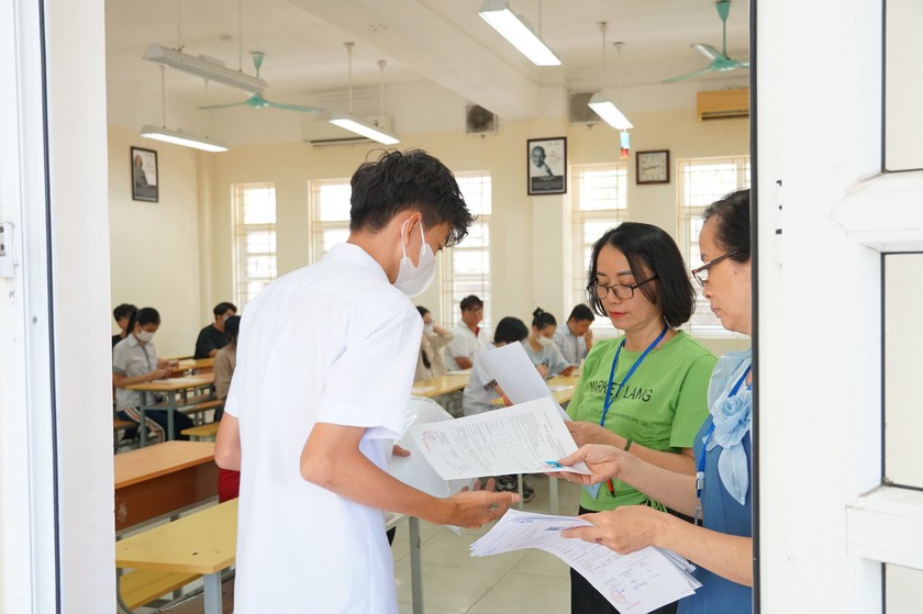 Quảng Ninh: Hơn 15.000 thí sinh đã hoàn tất thủ tục, sẵn sàng cho kỳ thi vào 10 - Ảnh 2.
